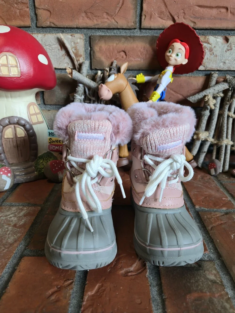 London Fog Icelyn Snow Boots